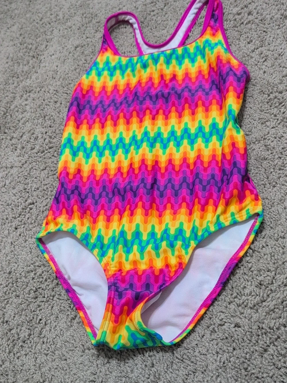 Speedo Multicolor Racerback Swimsuit Girls Size 10‎ Chevron Rainbow Pattern